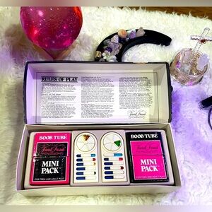 Boob Tube Trivia Game
Family Game or Trivia Night
Excellent Condition